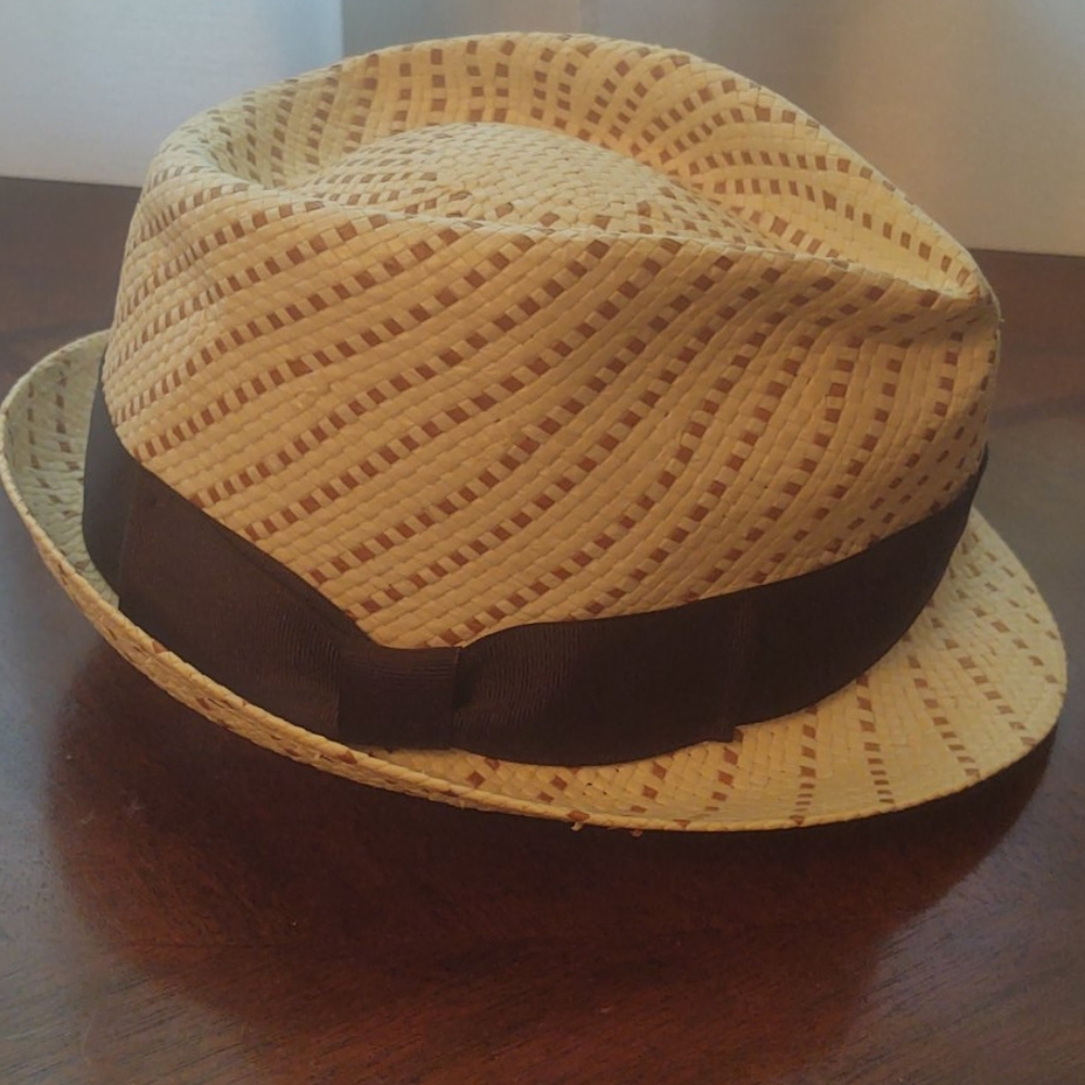 Bebe hat